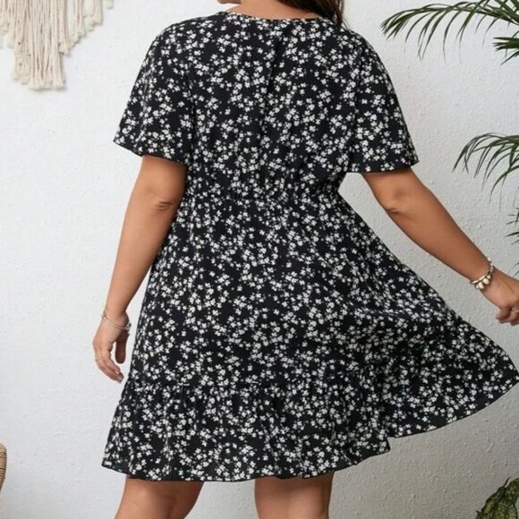 Shein Curve Vcay Black and White Floral Print Ruffle Hem Dress Size 0XL - Picture 12 of 13
